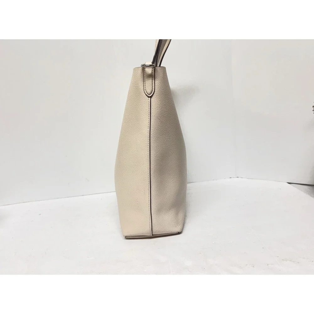 Coach Derby Tote Cream Pebbled Leather Shoulder Bag Silver‎ Hardware Medium
